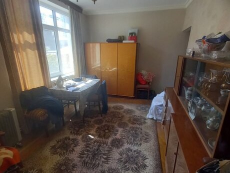 1 otaqlı köhnə tikili - Həzi Aslanov m. - 45 m²