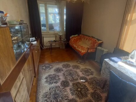 1 otaqlı köhnə tikili - Həzi Aslanov m. - 45 m²