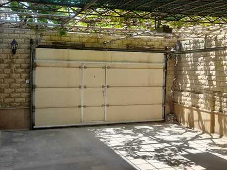 8 otaqlı həyət evi/bağ evi - Buzovna q. - 360 m²