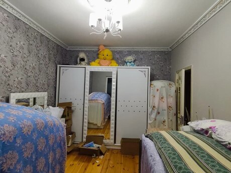 5 otaqlı həyət evi/bağ evi - Biləcəri q. - 190 m²