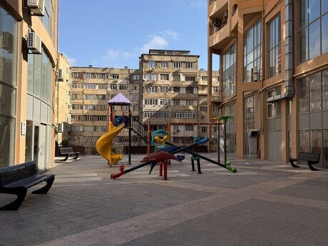 2 otaqlı yeni tikili - İnşaatçılar m. - 85 m²