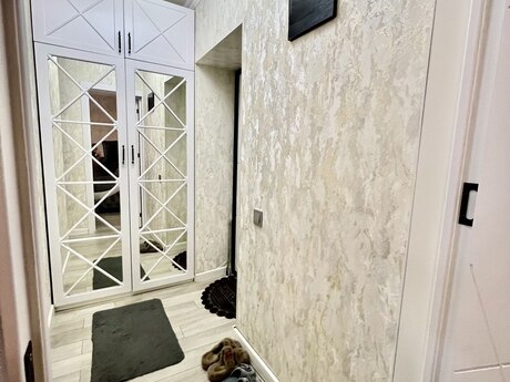 2 otaqlı köhnə tikili - Qara Qarayev m. - 35 m²