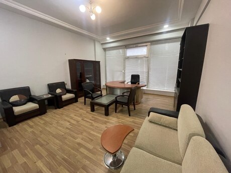 3-комн. офис - м. Шах Исмаил Хатаи - 100 м²