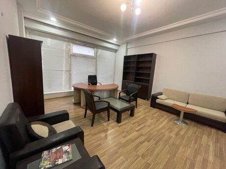 3-комн. офис - м. Шах Исмаил Хатаи - 100 м²