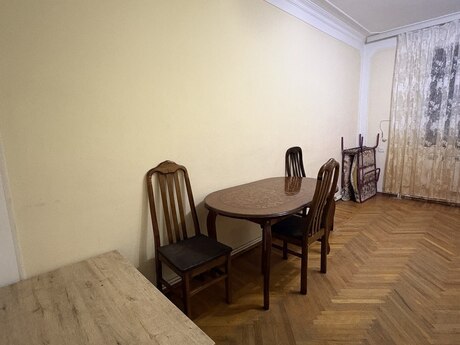 2 otaqlı köhnə tikili - Memar Əcəmi m. - 50 m²