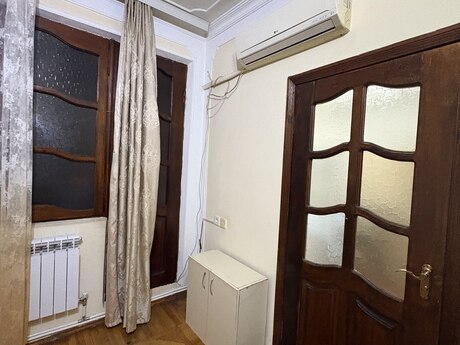 2 otaqlı köhnə tikili - Memar Əcəmi m. - 50 m²