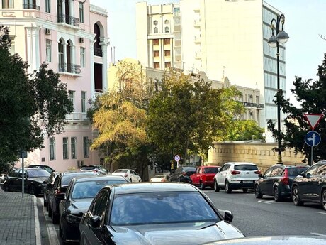 2 otaqlı köhnə tikili - İçəri Şəhər m. - 70 m²