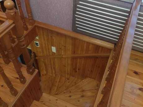 5 otaqlı həyət evi/bağ evi - Biləcəri q. - 250 m²