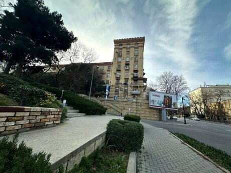 2 otaqlı köhnə tikili - Nizami m. - 60 m²