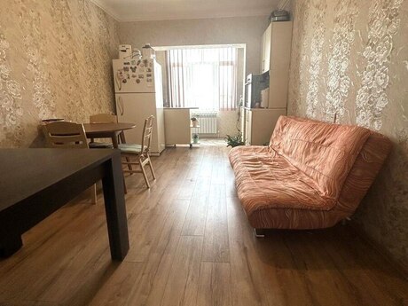 3 otaqlı köhnə tikili - Nəsimi m. - 60 m²