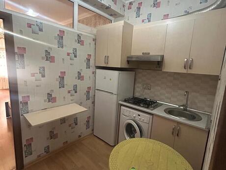 1 otaqlı yeni tikili - 28 May m. - 50 m²