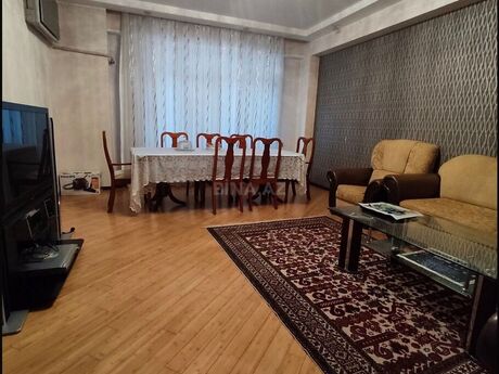 Объявление №6116627 - Баку, пос. Ясамал, 4-комн., 150 м², 15/17 этаж