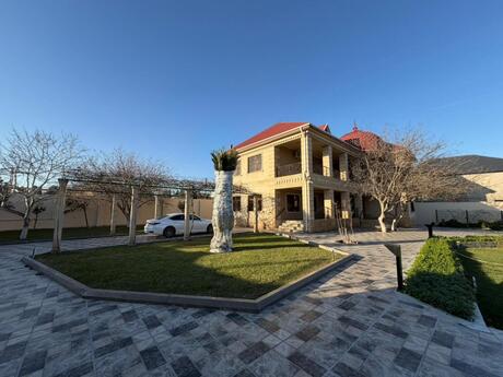 6 otaqlı həyət evi/bağ evi - Nardaran q. - 250 m²