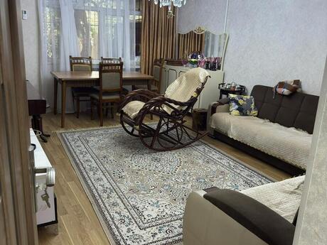 2 otaqlı köhnə tikili - Avtovağzal m. - 52 m²