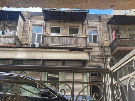 2-комн. вторичка - м. Низами - 60 м²