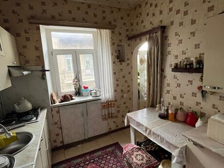 2-комн. вторичка - м. Низами - 60 м²