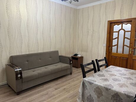 2 otaqlı köhnə tikili - Memar Əcəmi m. - 45 m²