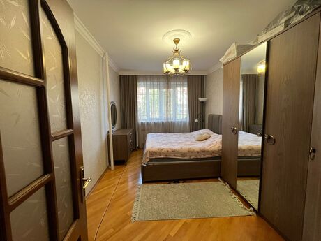 3 otaqlı köhnə tikili - Memar Əcəmi m. - 90 m²