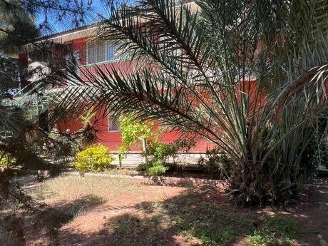 8 otaqlı həyət evi/bağ evi - Qaradağ r. - 320 m²