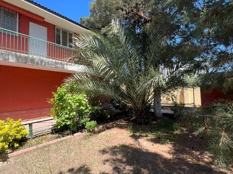 8 otaqlı həyət evi/bağ evi - Qaradağ r. - 320 m²