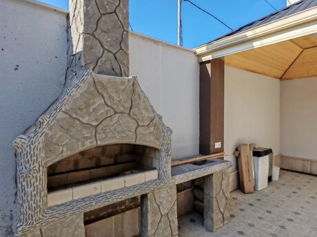 4 otaqlı həyət evi/bağ evi - Savalan q. - 125 m²