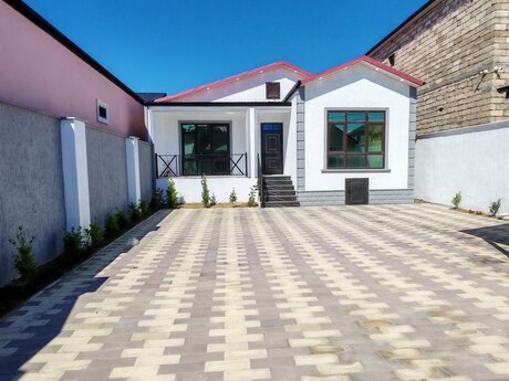 4 otaqlı həyət evi/bağ evi - Savalan q. - 135 m²
