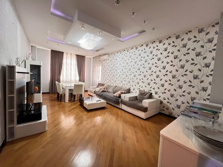 3 otaqlı yeni tikili - Şah İsmayıl Xətai m. - 150 m²