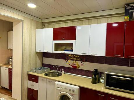 3 otaqlı köhnə tikili - Massiv B q. - 90 m²