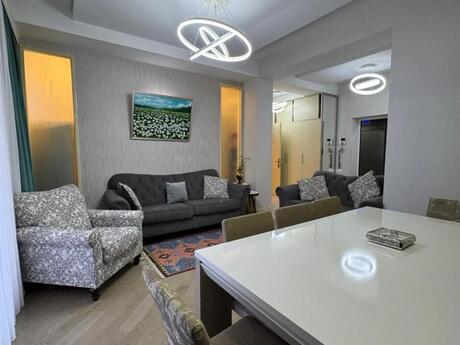 3 otaqlı yeni tikili - Ağ şəhər q. - 120 m²