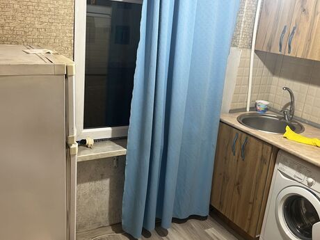 1 otaqlı köhnə tikili - Qara Qarayev m. - 35 m²