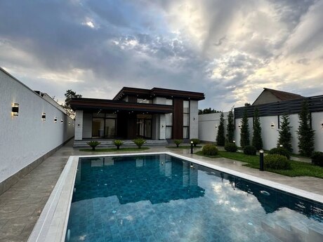 5-комн. дом/дача - пос. Мардакан - 300 м²