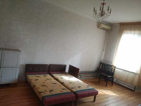 3 otaqlı köhnə tikili - Qara Qarayev m. - 80 m²