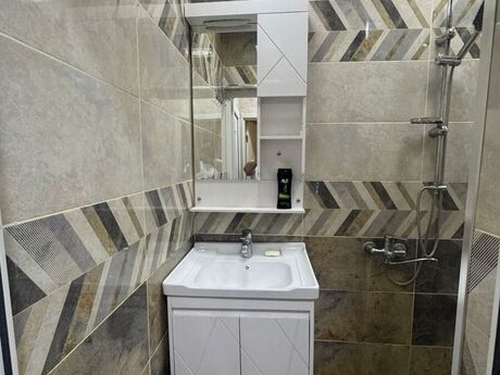 2 otaqlı köhnə tikili - Memar Əcəmi m. - 35 m²