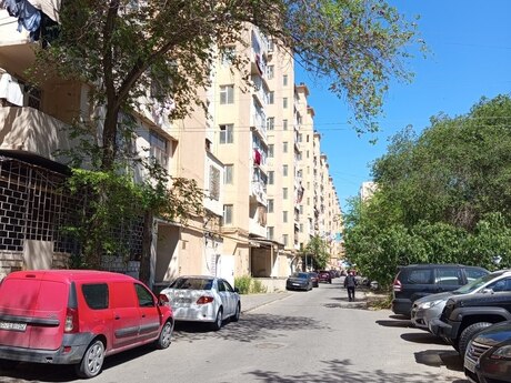 2 otaqlı köhnə tikili - Neftçilər m. - 53 m²