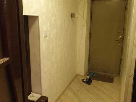 2 otaqlı köhnə tikili - İnşaatçılar m. - 65 m²