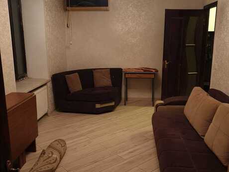 2 otaqlı köhnə tikili - İnşaatçılar m. - 65 m²