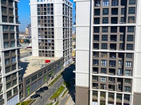 4 otaqlı yeni tikili - Koroğlu m. - 202 m²