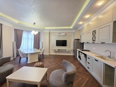 3 otaqlı yeni tikili - Şah İsmayıl Xətai m. - 110 m²