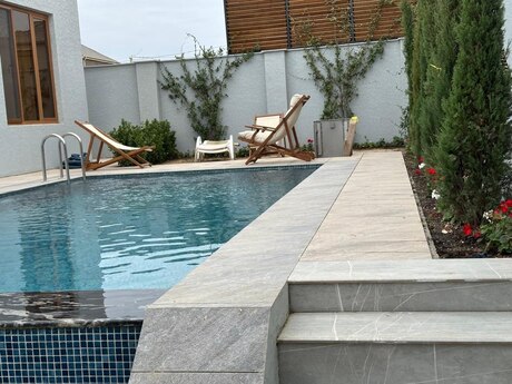 4 otaqlı həyət evi/bağ evi - Nardaran q. - 240 m²