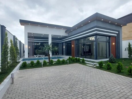 4 otaqlı həyət evi/bağ evi - Şüvəlan q. - 200 m²