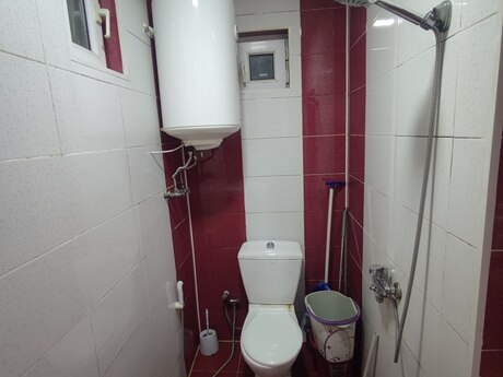 1 otaqlı həyət evi/bağ evi - Qaraçuxur q. - 35 m²