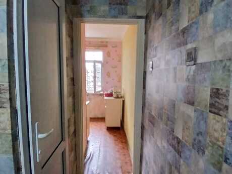 2 otaqlı köhnə tikili - Neftçilər m. - 50 m²