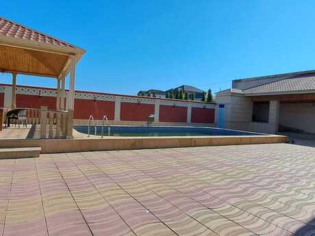 6 otaqlı həyət evi/bağ evi - Görədil q. - 410 m²