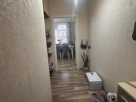 1 otaqlı köhnə tikili - 8-ci mikrorayon q. - 38 m²