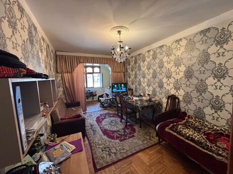 2 otaqlı köhnə tikili - Xalqlar Dostluğu m. - 55 m²