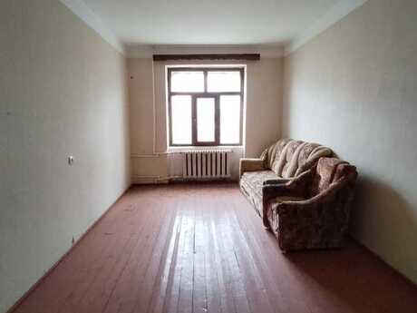 2 otaqlı köhnə tikili - Əhmədli q. - 60 m²