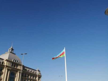 3 otaqlı köhnə tikili - Bayıl q. - 78 m²