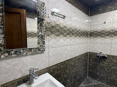 2 otaqlı yeni tikili - Qara Qarayev m. - 65 m²