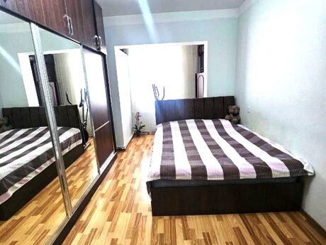 2 otaqlı köhnə tikili - Xalqlar Dostluğu m. - 65 m²