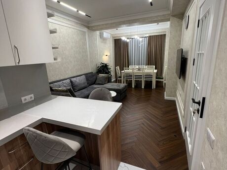 2 otaqlı yeni tikili - Şah İsmayıl Xətai m. - 70 m²